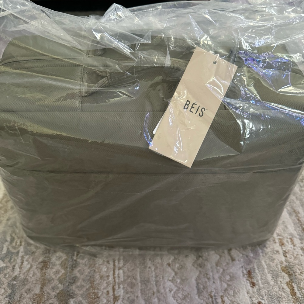SOLD ON MERCARI Beis The Ultimate Travel Duffle in Olive NWT - Picture 3 of 6